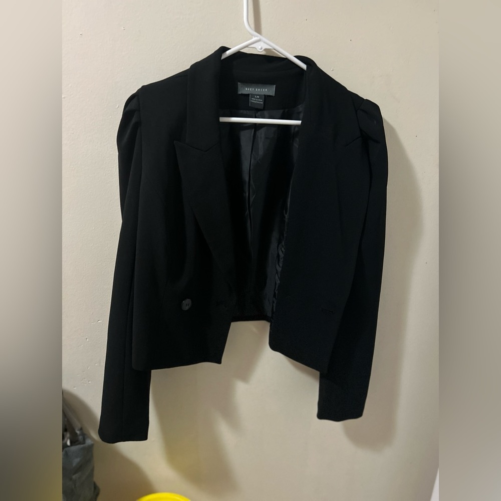 SUZY SHEIR, SIZE LARGE